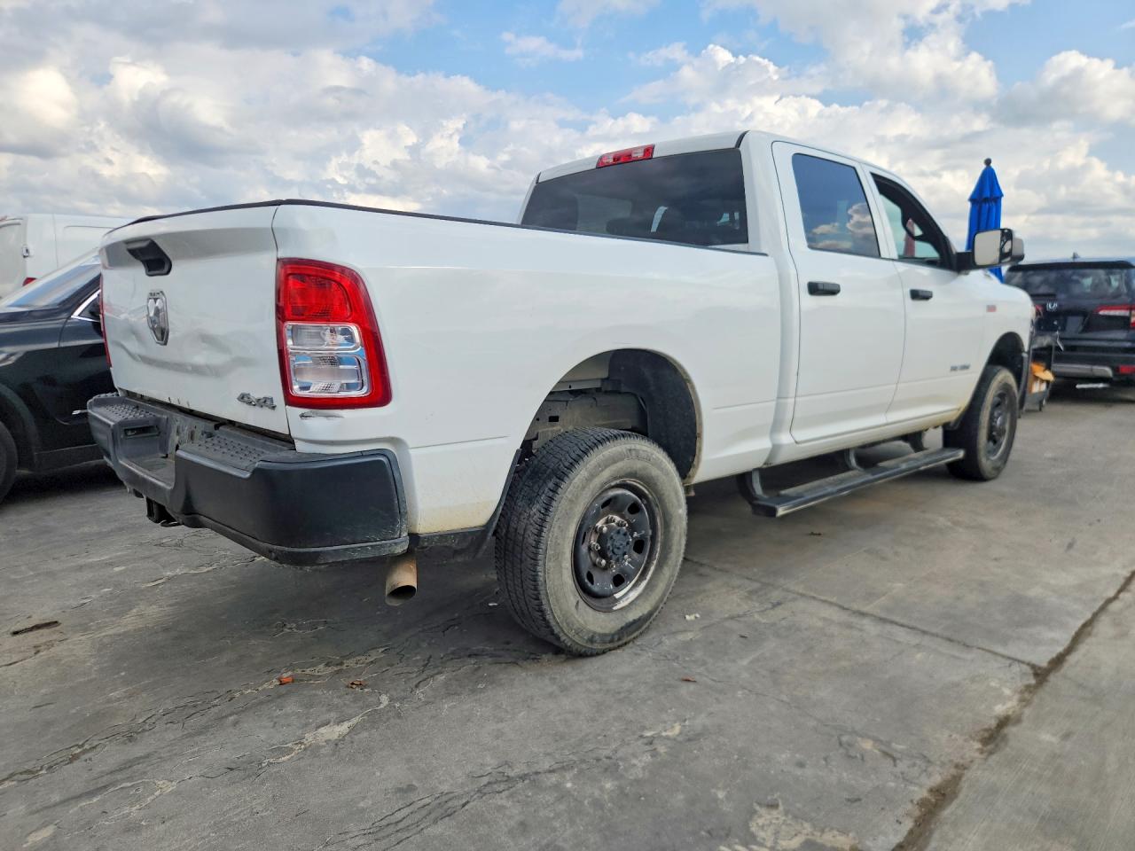 2022 Ram 2500 VIN 3C6UR5CJ6NG203137 photo 3