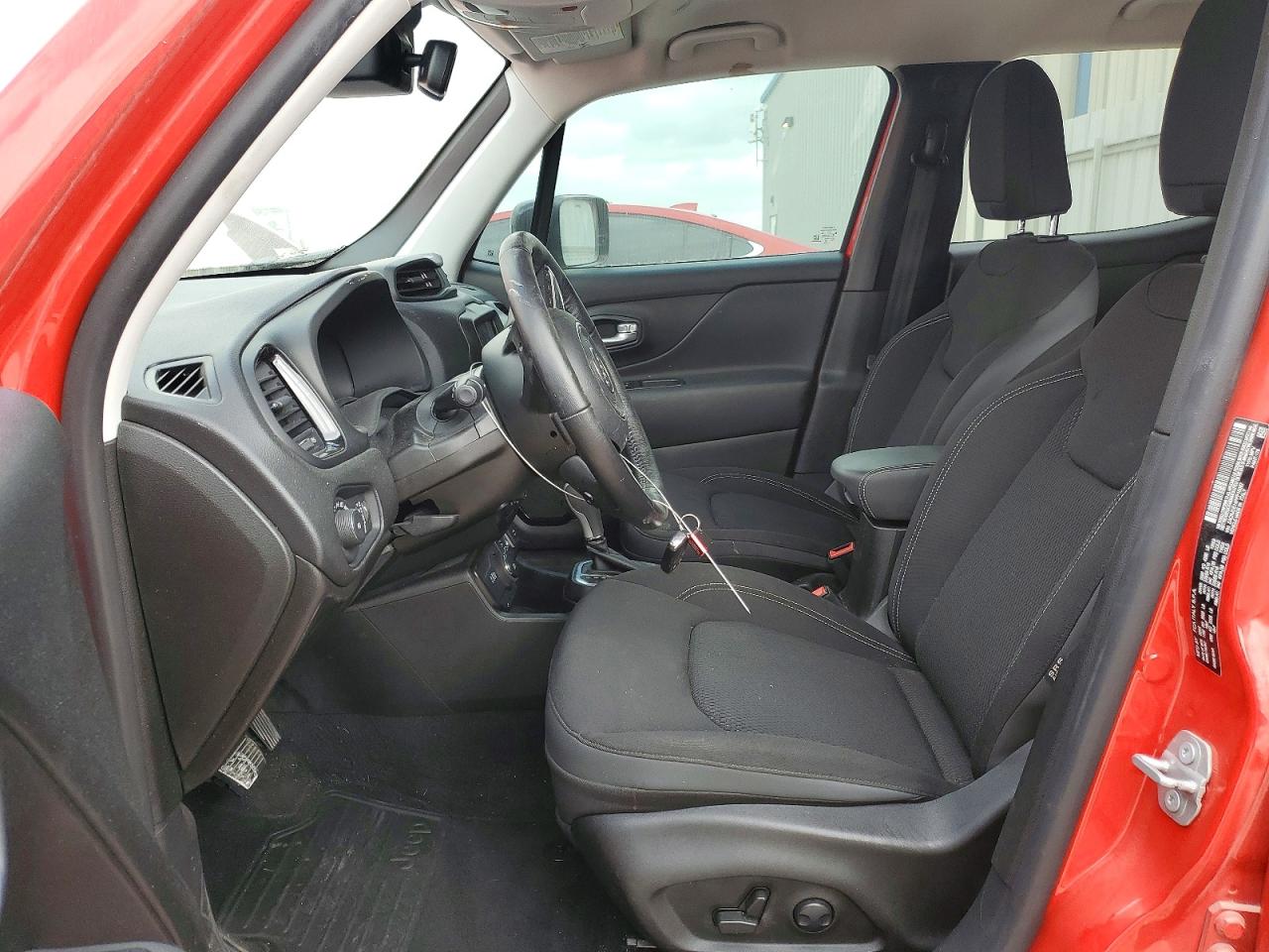 2023 Jeep Renegade a VIN ZACNJDE14PPP16087 photo 7