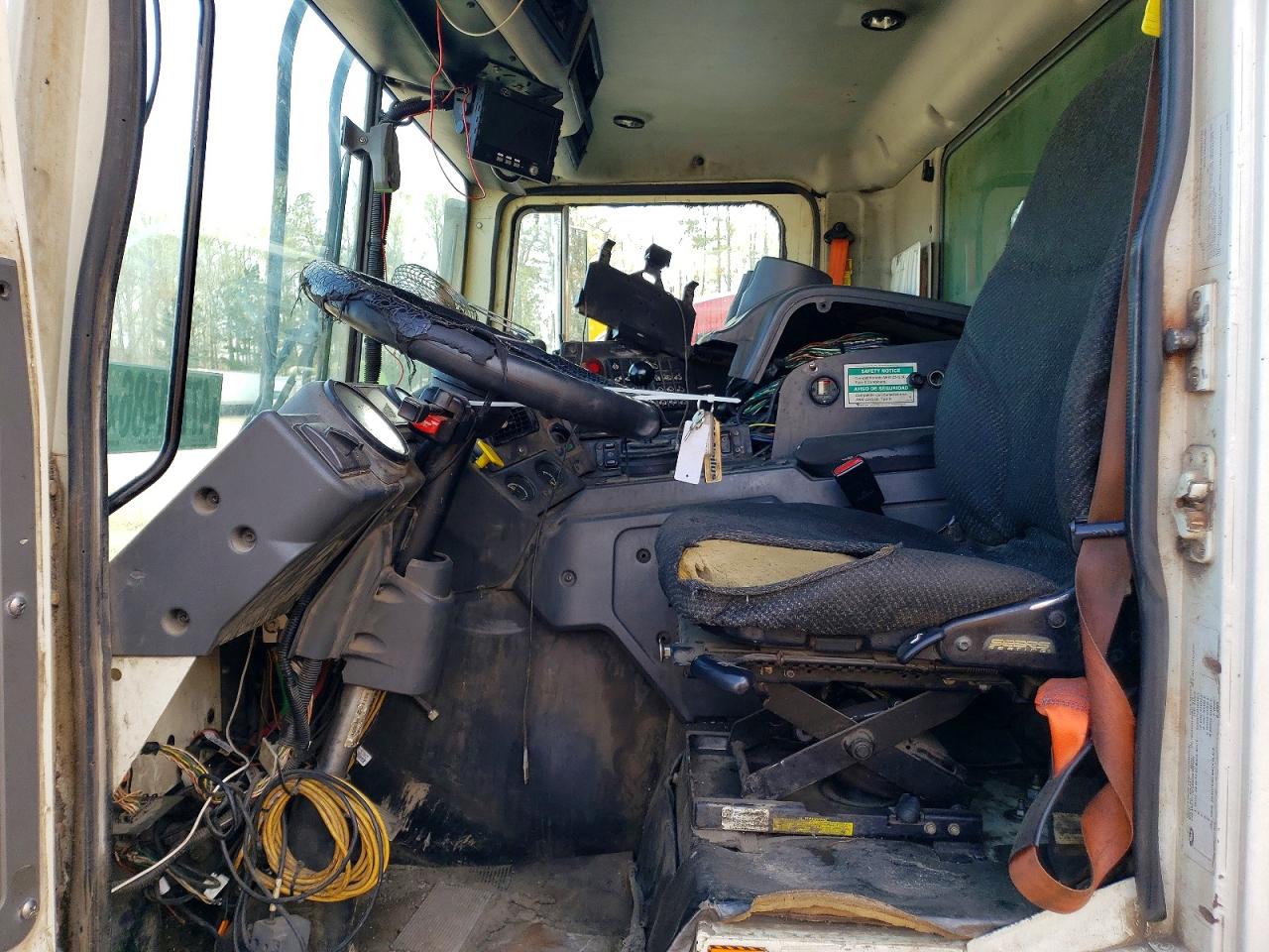 2016 MACK All other VIN 1M2AV04C8GM014978 photo 5
