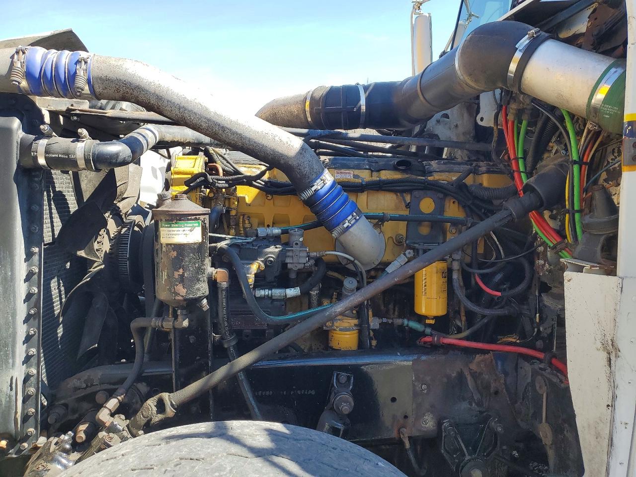 2000 FREIGHTLINER All other VIN 1FVNDXYB1YPF59320 photo 7