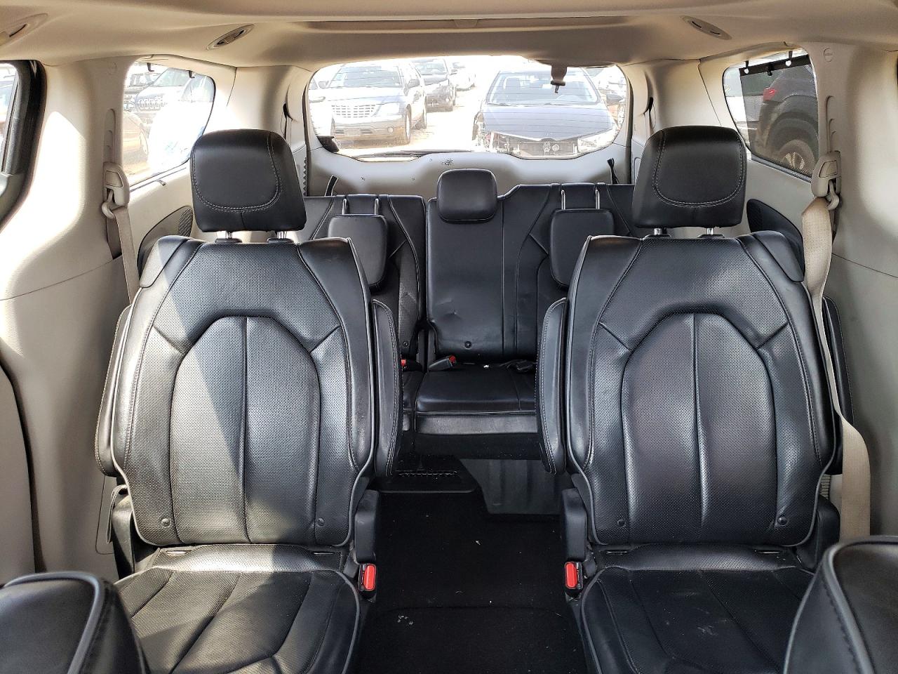 2019 Chrysler All models VIN 2C4RC1GG8KR523282 photo 10
