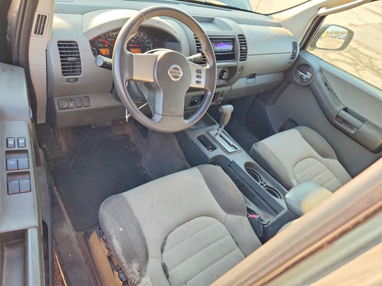 2005 Nissan Xterra VIN 5N1AN08W75C625043 photo 8