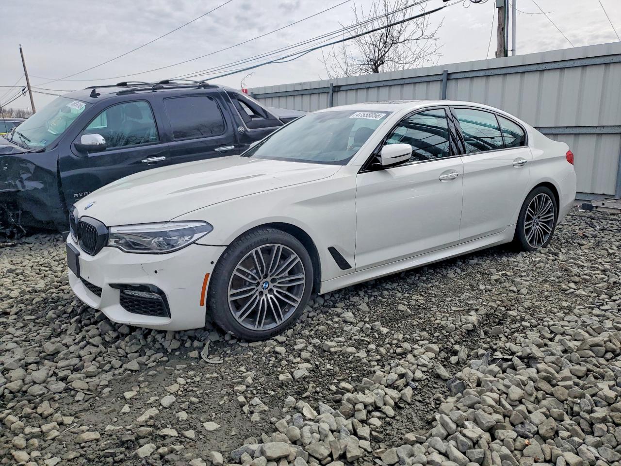 2017 BMW 5 series VIN WBAJE7C30HG888317 photo 1
