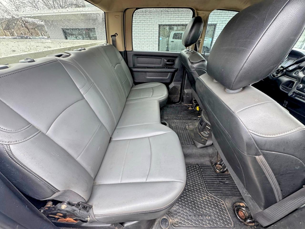 2020 Ram 3500 VIN 3C7WRTCL7LG225669 photo 6