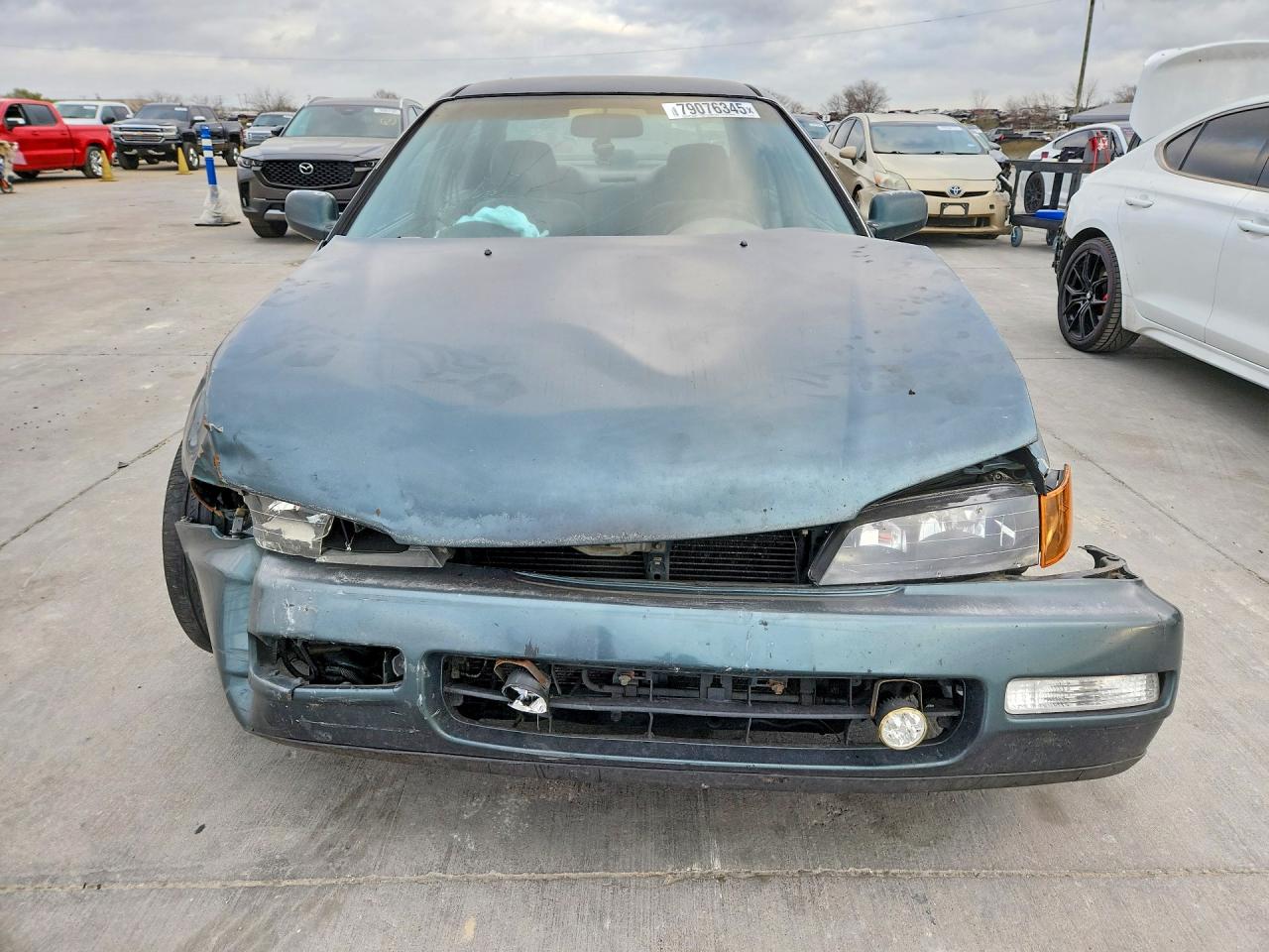 1996 Honda Accord VIN 1HGCD5537TA167313 photo 5