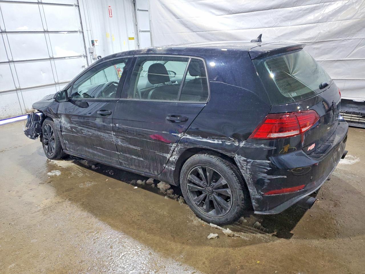 2019 Volkswagen Golf VIN 3VWG57AU7KM030443 photo 2