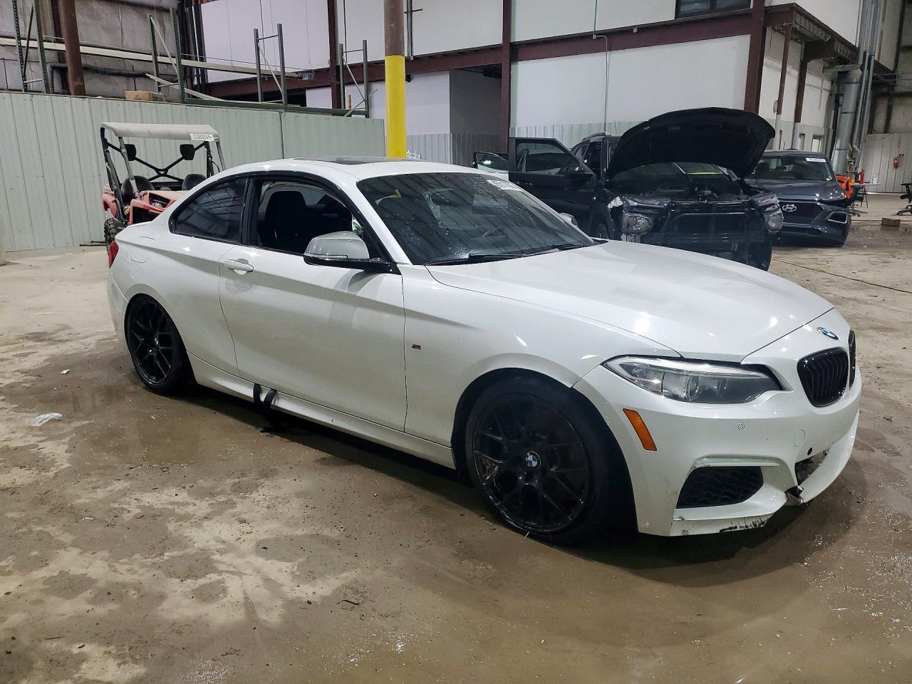 2014 BMW M2 VIN WBA1J7C53EVX33538 photo 4