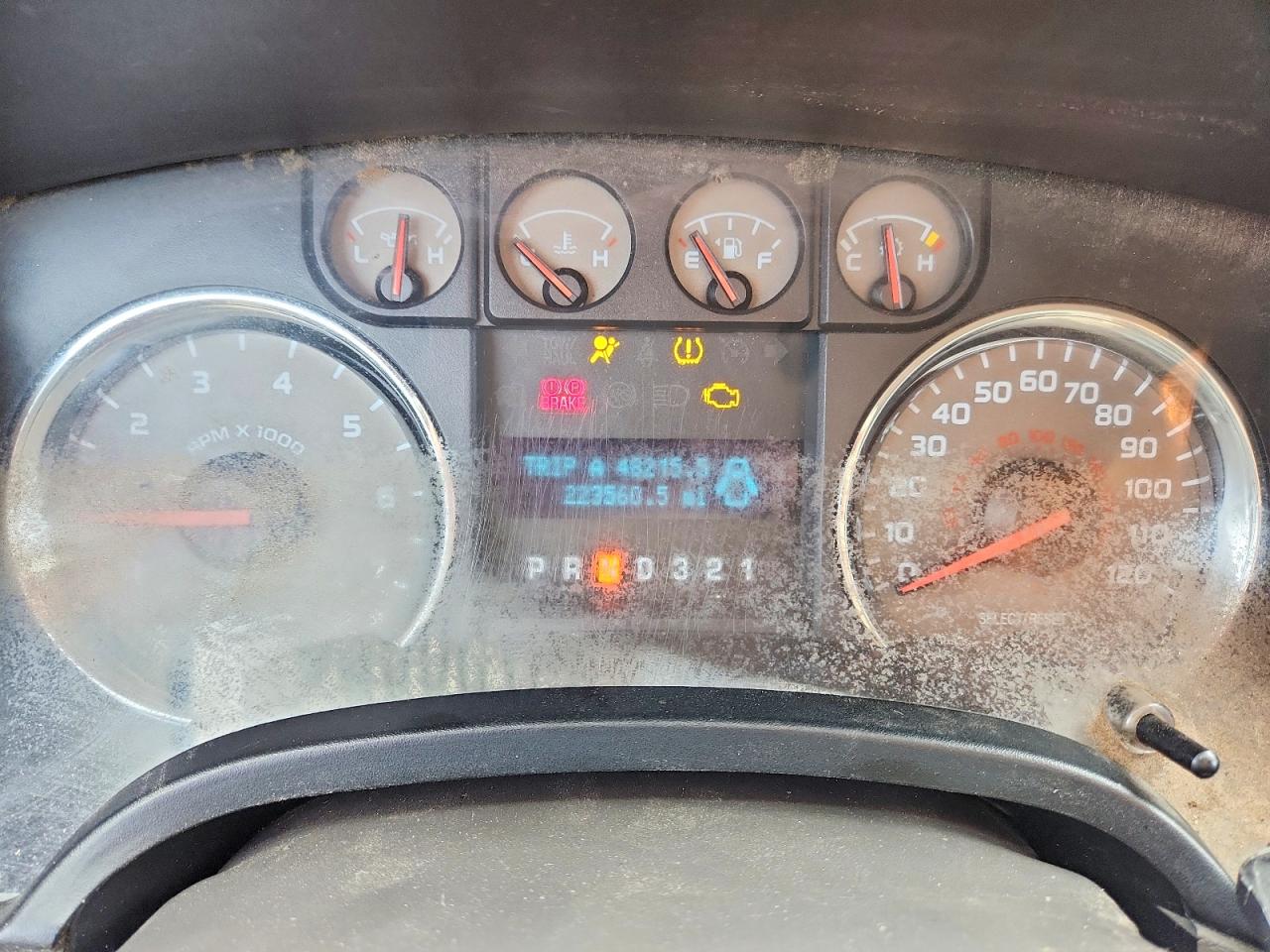 2010 Ford F150 VIN 1FTFW1CVXAFA85174 photo 9
