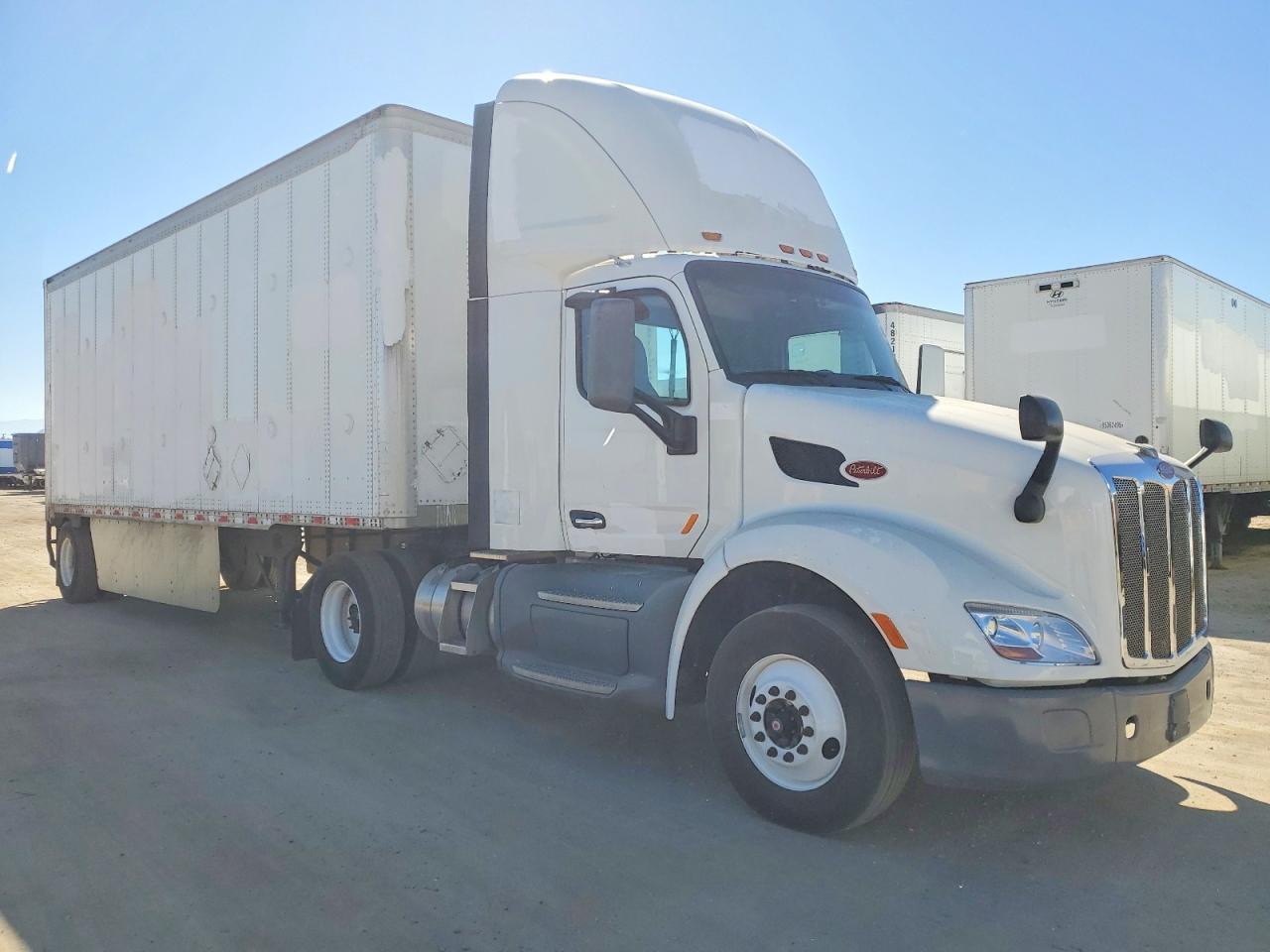 2017 PETERBILT All other VIN 1XPBA48X9HD428621 photo 1