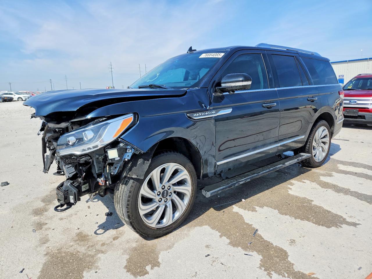 2024 Lincoln Navigator VIN 5LMJJ2LG3REL06625 photo 1