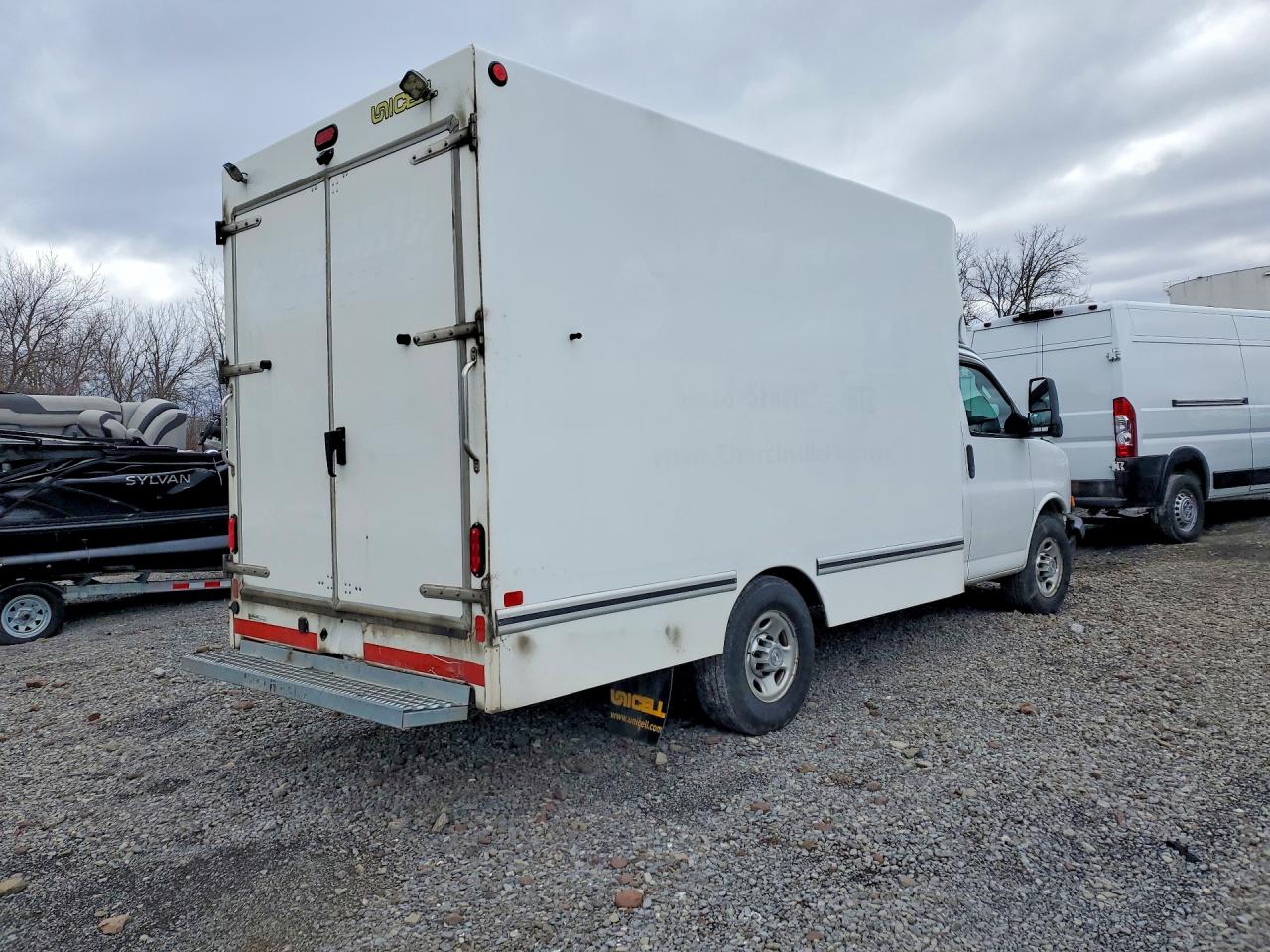 2019 CHEVROLET Express VIN 1GB0GRFG0K1360407 photo 3