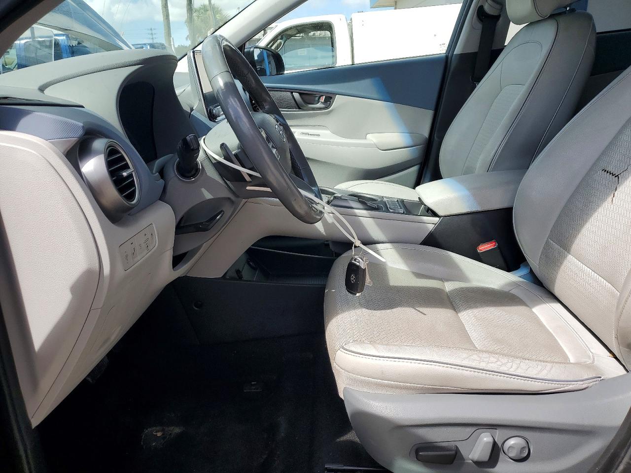 2021 Hyundai Kona electric VIN KM8K53AG3MU126872 photo 7