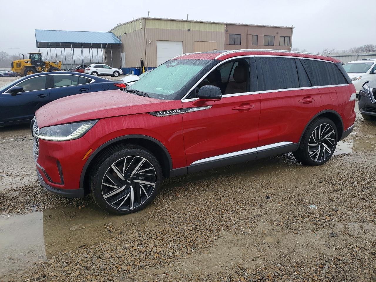 2025 Lincoln Aviator VIN 5LM5J7XC8SGL32539 photo 1
