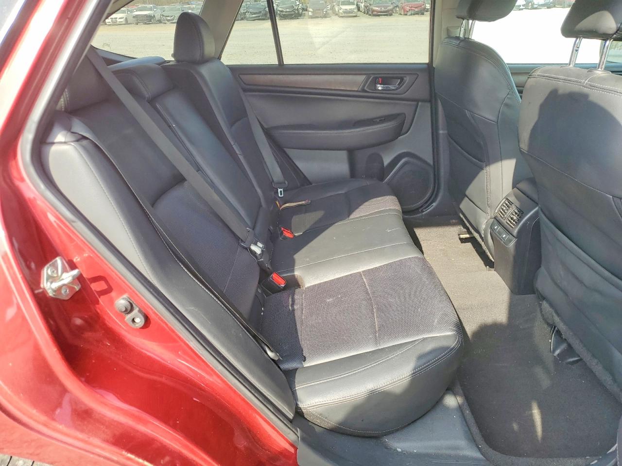 2015 Subaru Outback 2. VIN 4S4BSANC6F3298908 photo 11