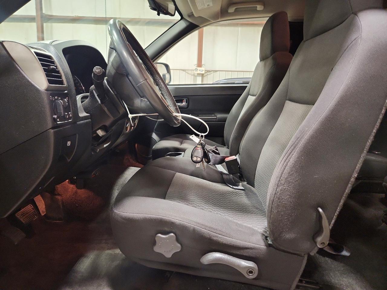 2008 Chev Colorado VIN 1GCDT19E888103676 photo 7