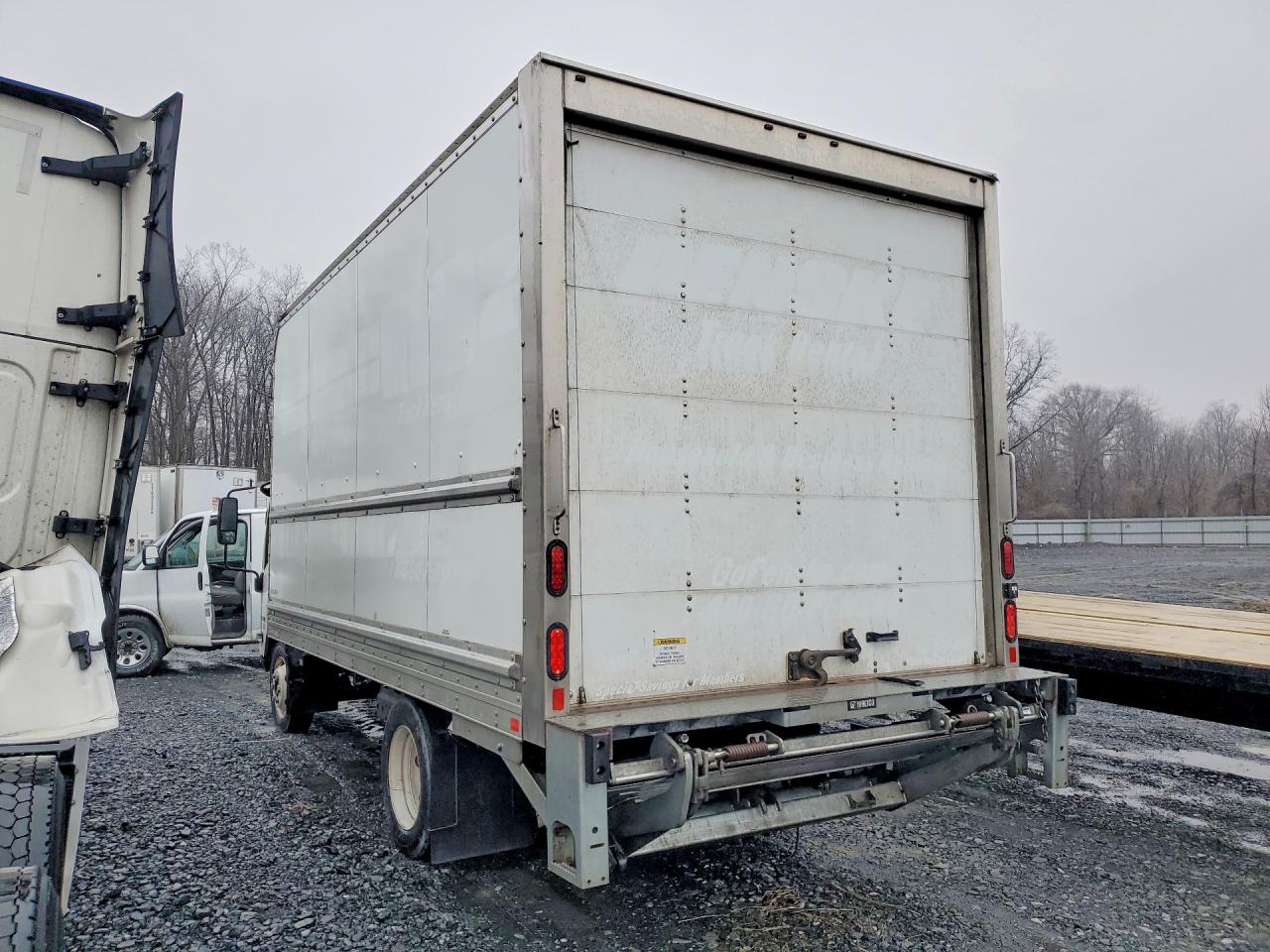 2024 Isuzu Npr VIN 54DC4W1D9RS212785 photo 2