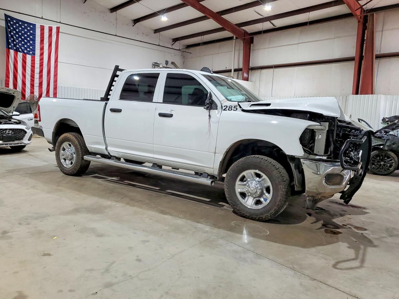 2024 RAM 2500 VIN 3C6UR5CJ1RG305208 photo 4