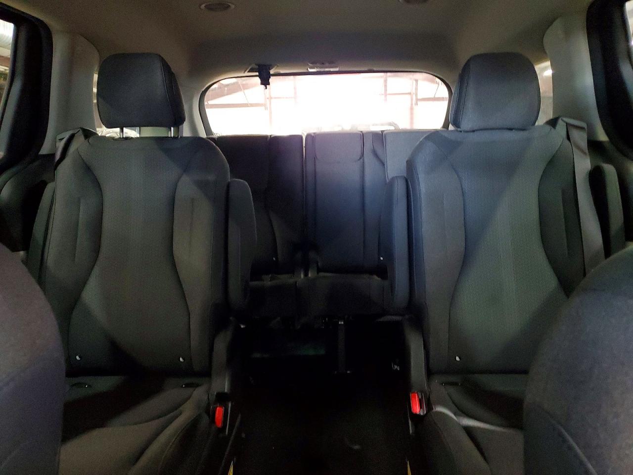 2022 KIA All other VIN KNDNB4H38N6090878 photo 10