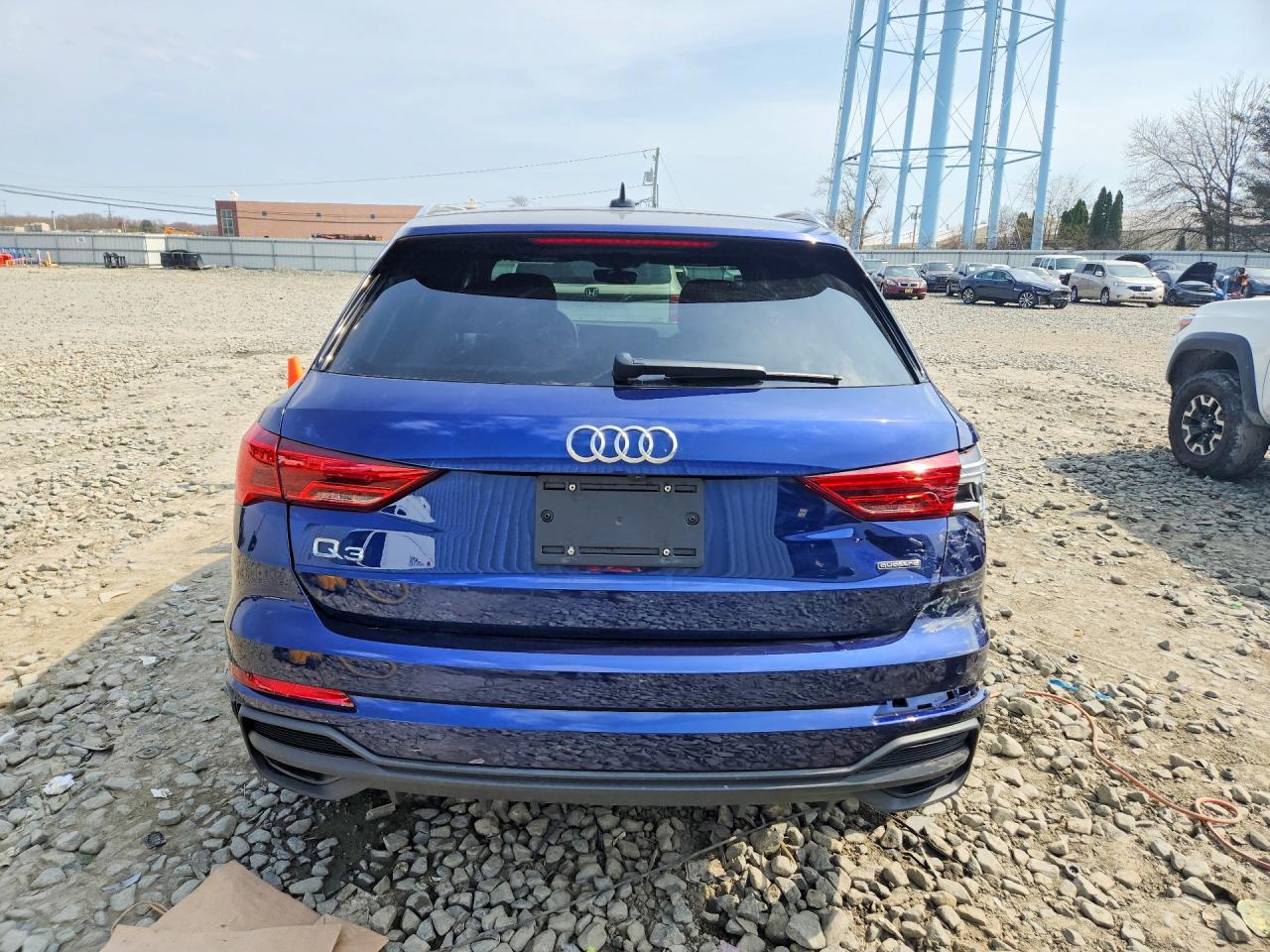 2023 Audi Q3 VIN WA1EECF37P1022540 photo 6