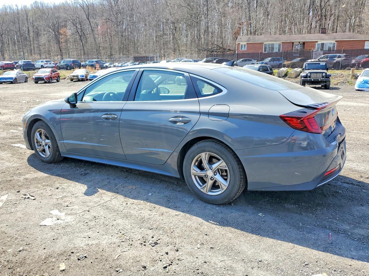 2021 Hyundai Sonata VIN 5NPEG4JA0MH115416 photo 2