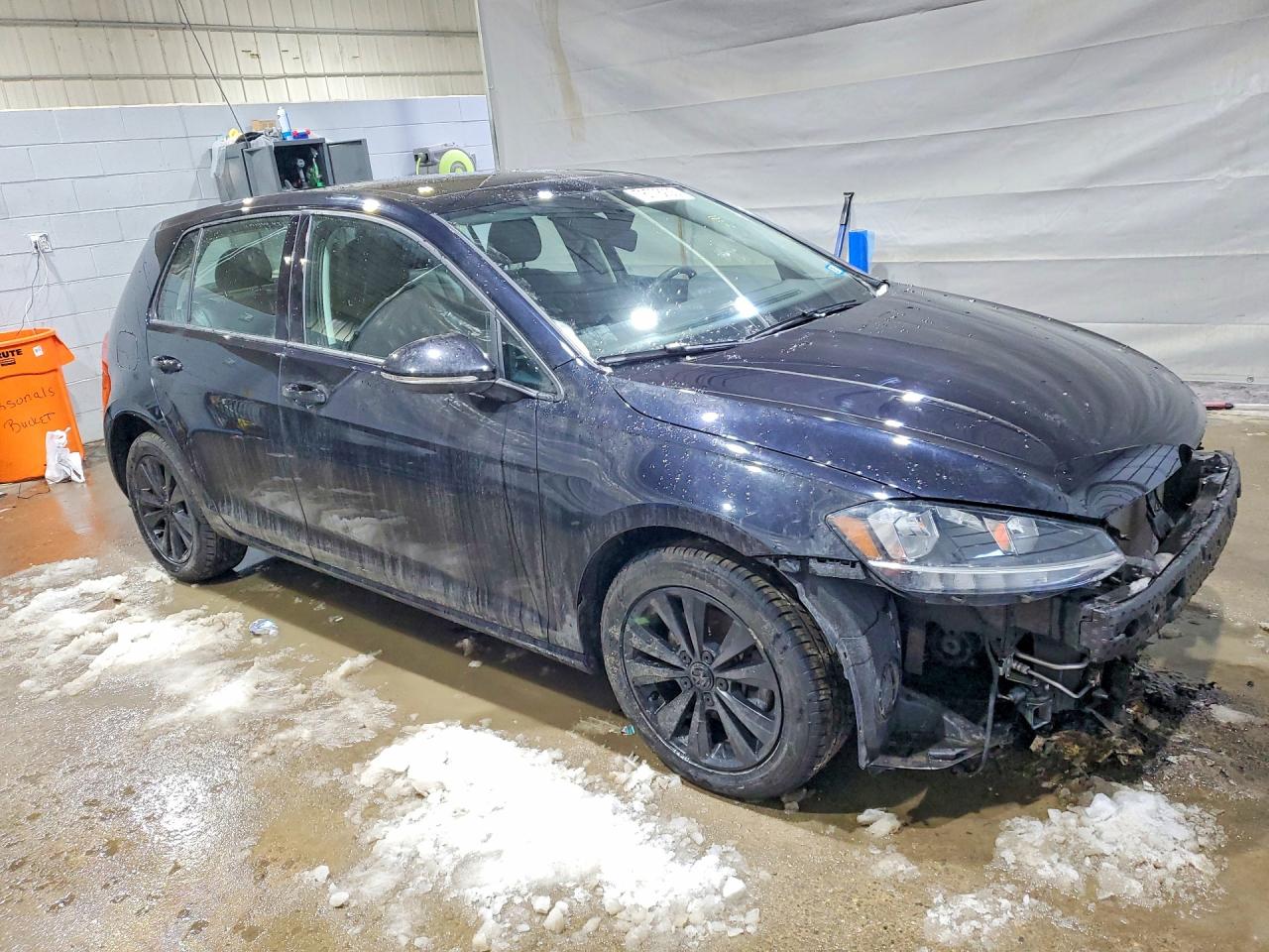 2019 Volkswagen Golf VIN 3VWG57AU7KM030443 photo 4
