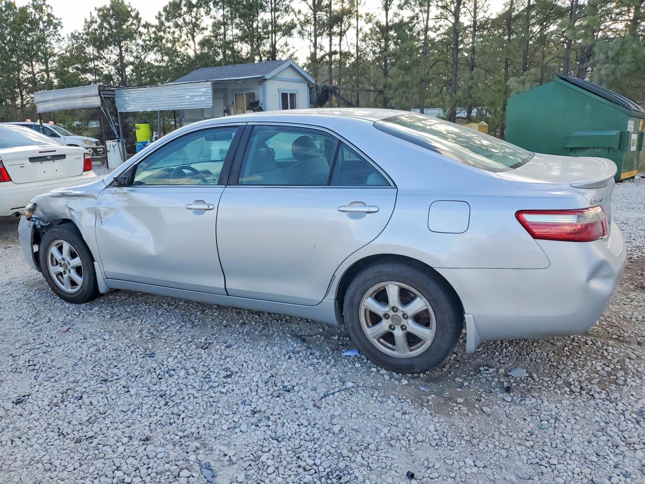2007 TOYOTA Camry VIN 4T1BE46KX7U643237 photo 2