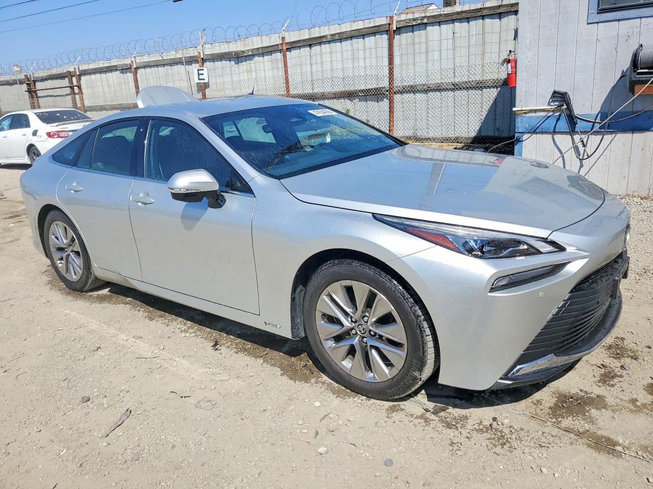 2025 Toyota Mirai VIN JTDAAAAA9SA012109 photo 4