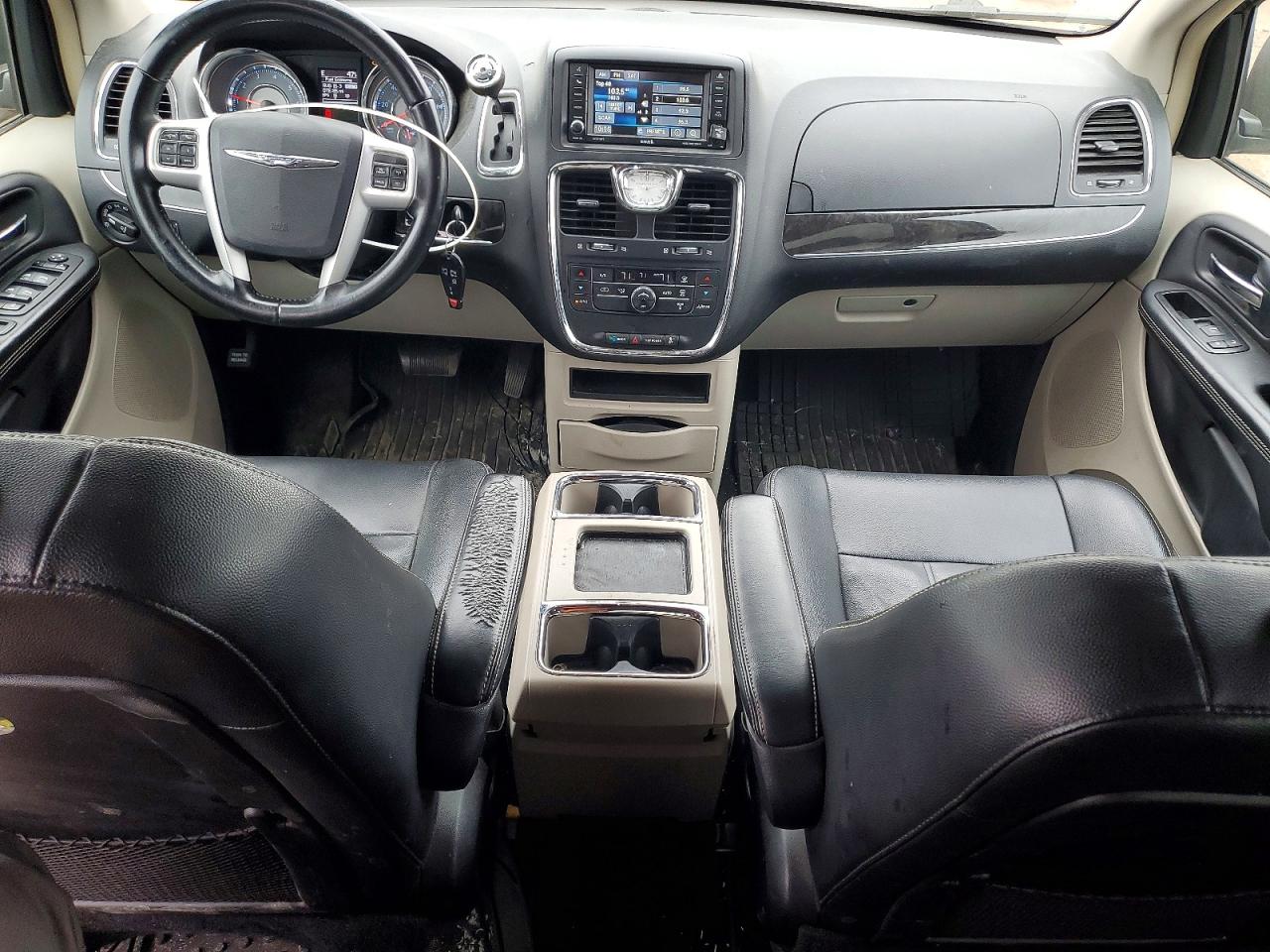 2014 Chrysler Minivan VIN 2C4RC1BG6ER218116 photo 8
