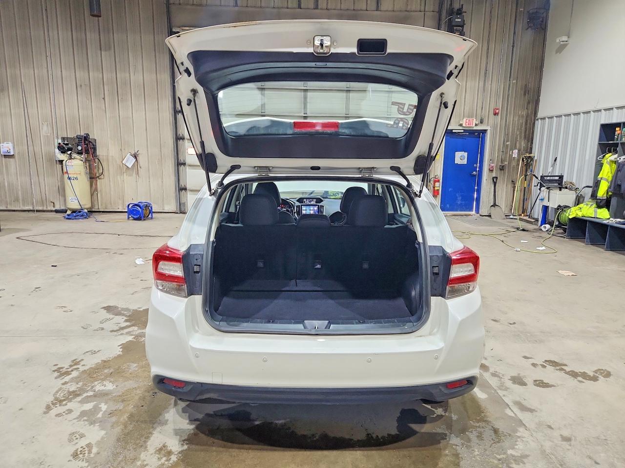 2019 Subaru Impreza VIN 4S3GTAT62K3730201 photo 6