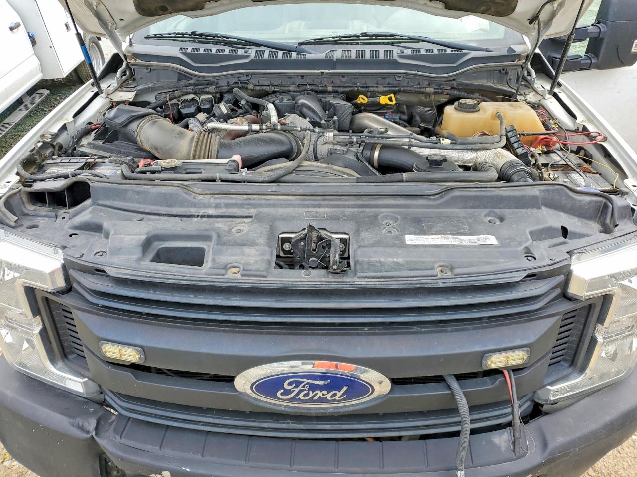 2017 Ford F350 VIN 1FD8X3HT2HEC18305 photo 12