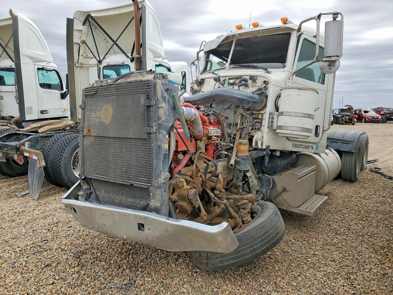2022 PETERBILT All other VIN 1XPXD49X8ND772805 photo 2