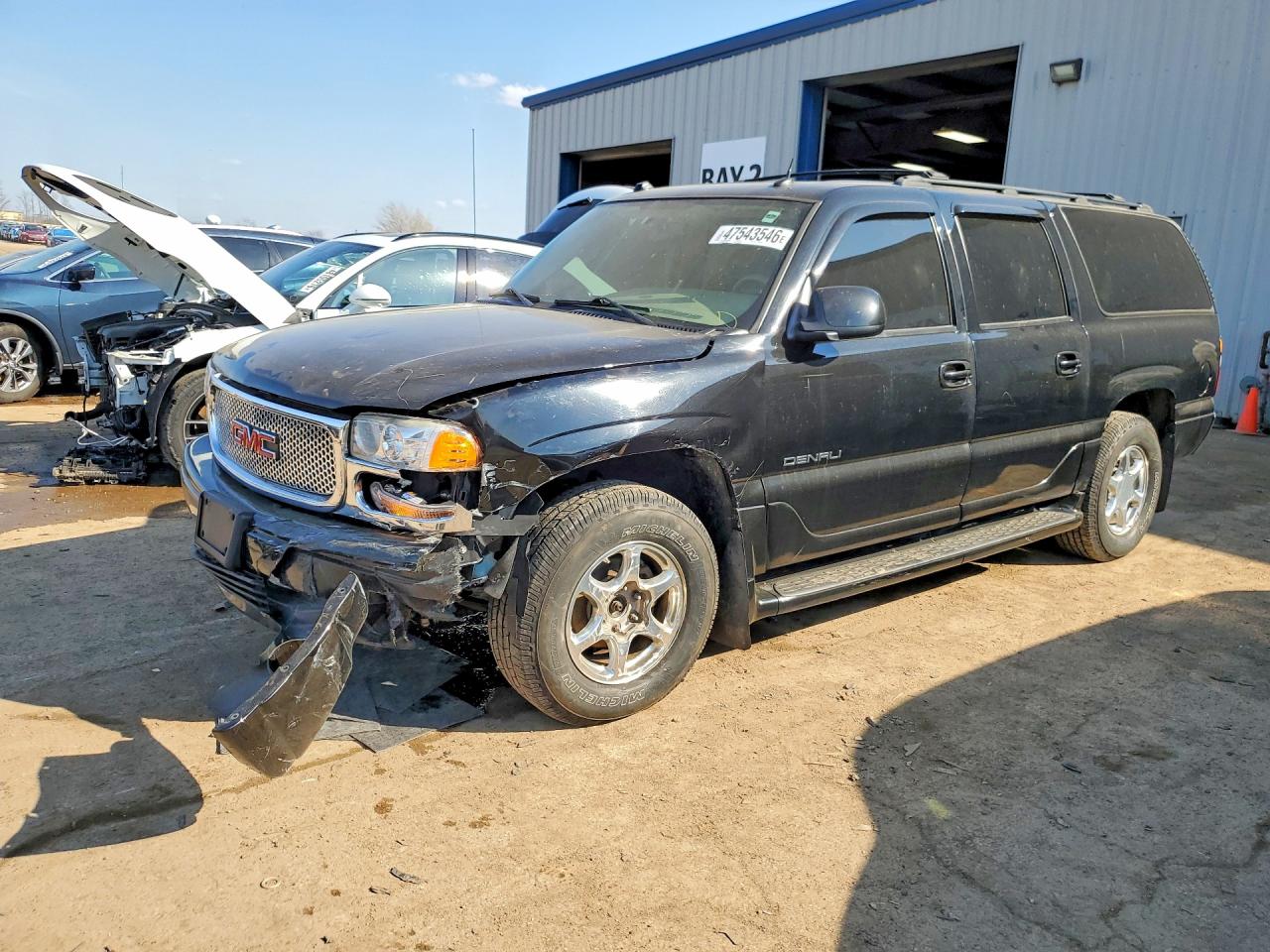 2005 GMC Yukon VIN 1GKFK66U35J212186 photo 1