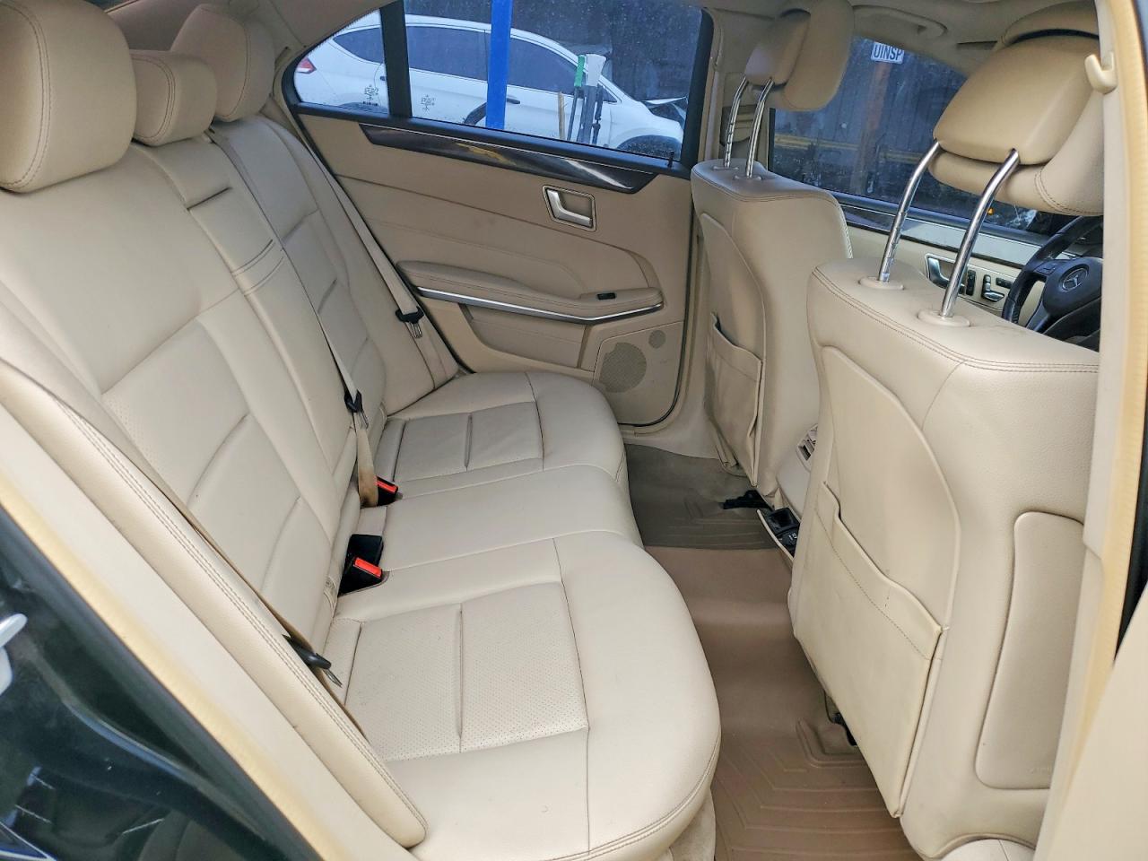 2016 Mercedes-Benz E-class VIN WDDHF8JB0GB313764 photo 10
