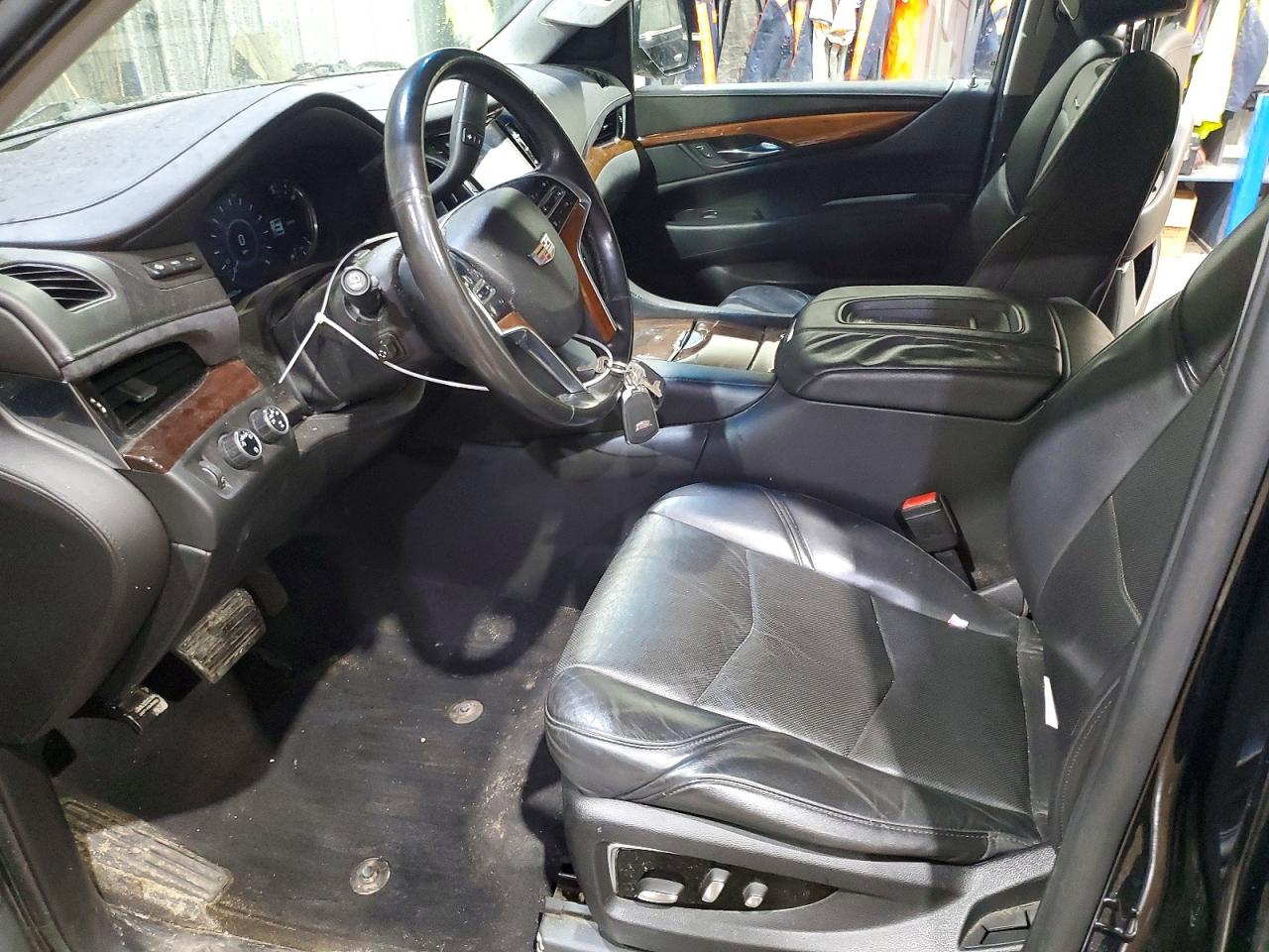 2016 Cadillac Escalade VIN 1GYS4HKJ2GR141377 photo 7