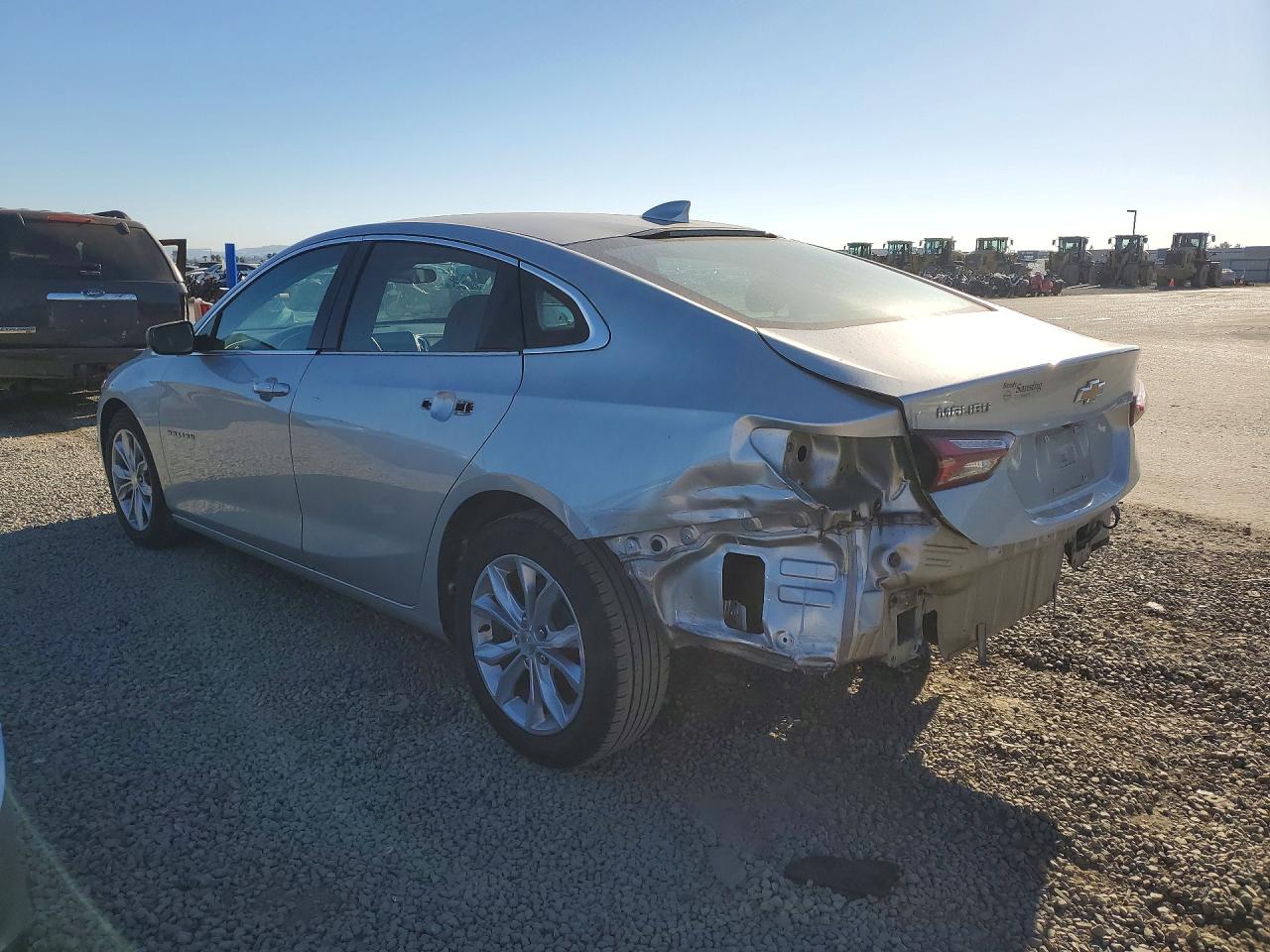 2021 Chevrolet Malibu VIN 1G1ZD5STXMF072738 photo 2