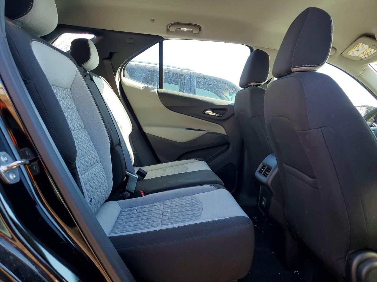 2024 Equinox VIN 3GNAXSEG7RL165410 photo 11