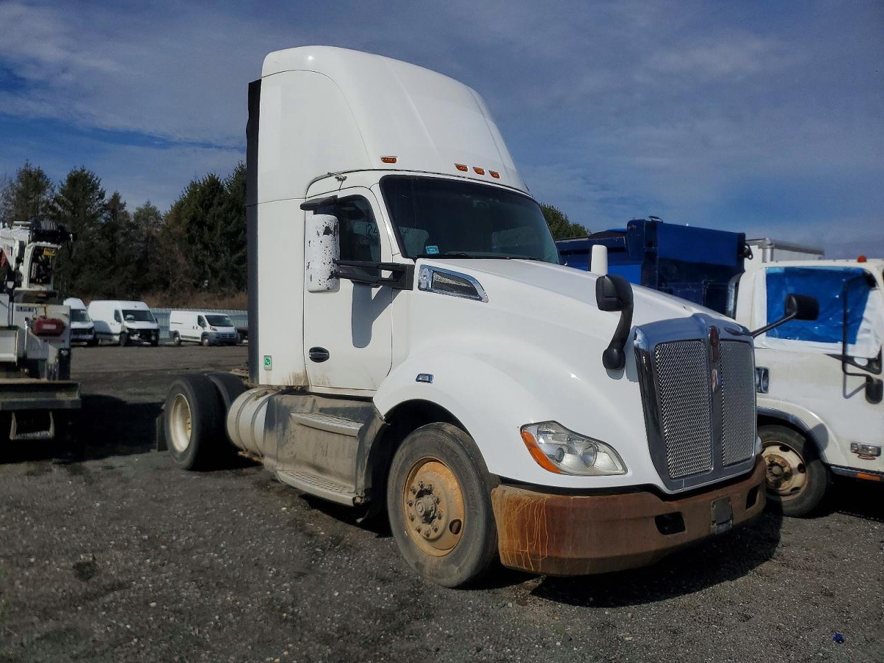 2016 KENWORTH All models VIN 1XKYA48X5GJ496690 photo 1