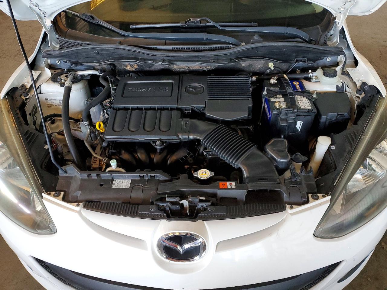 2011 Mazda 2 VIN JM1DE1HZ2B0130635 photo 11