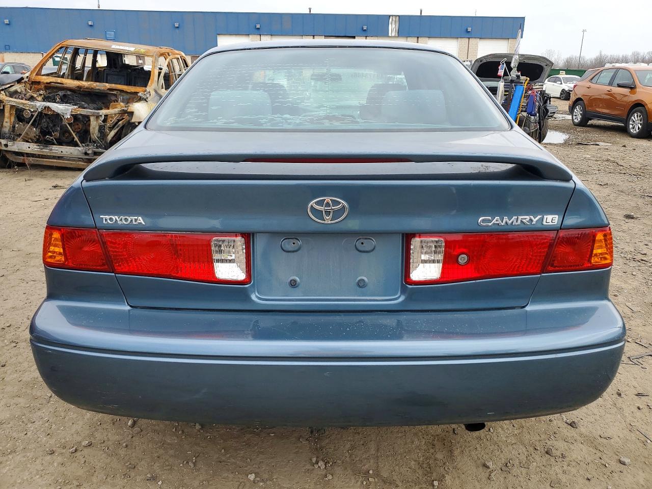 2001 TOYT Camry VIN 4T1BG22K71U861096 photo 6