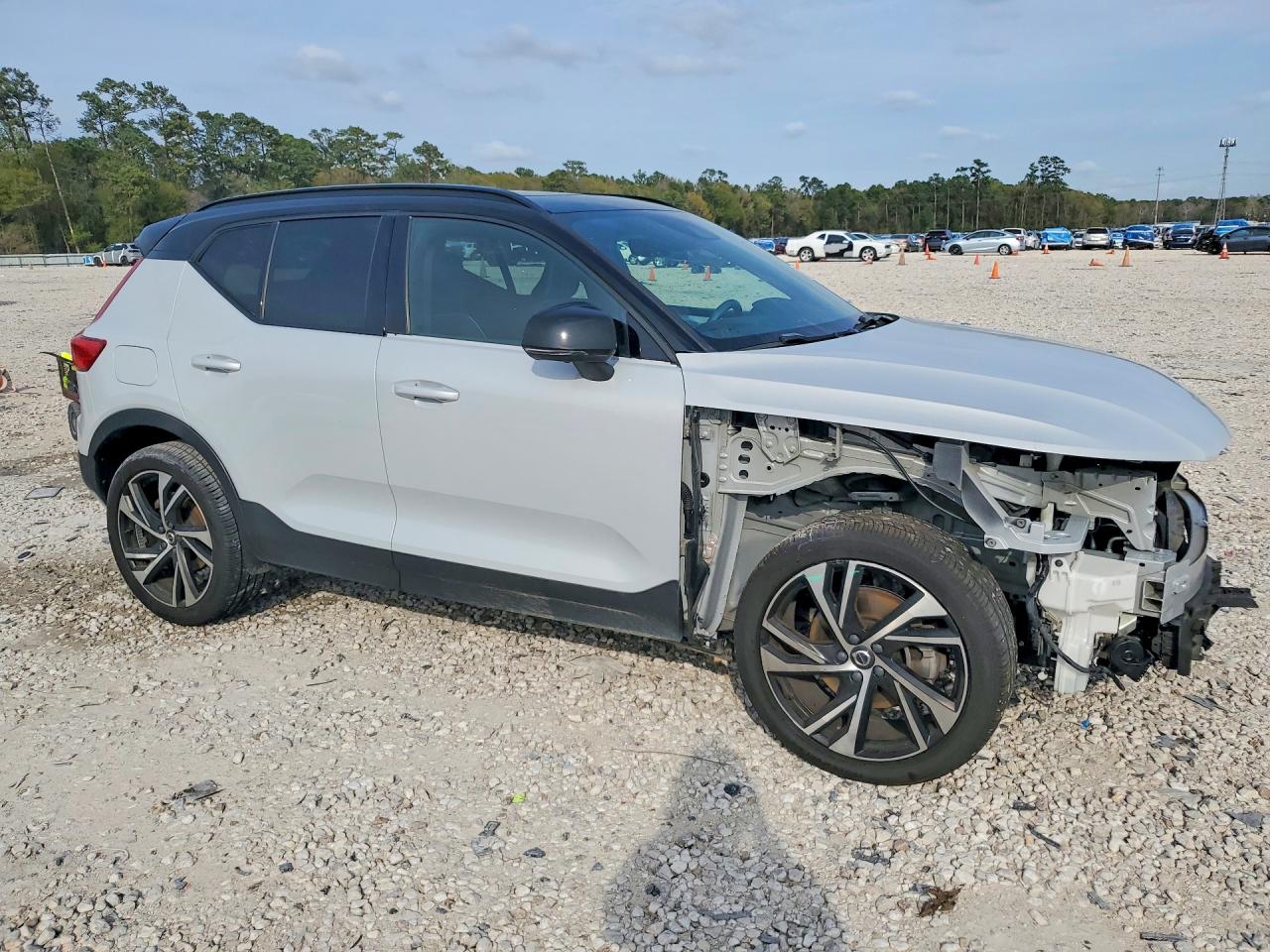 2021 Volvo Xc40 VIN YV4162UM0M2483394 photo 4