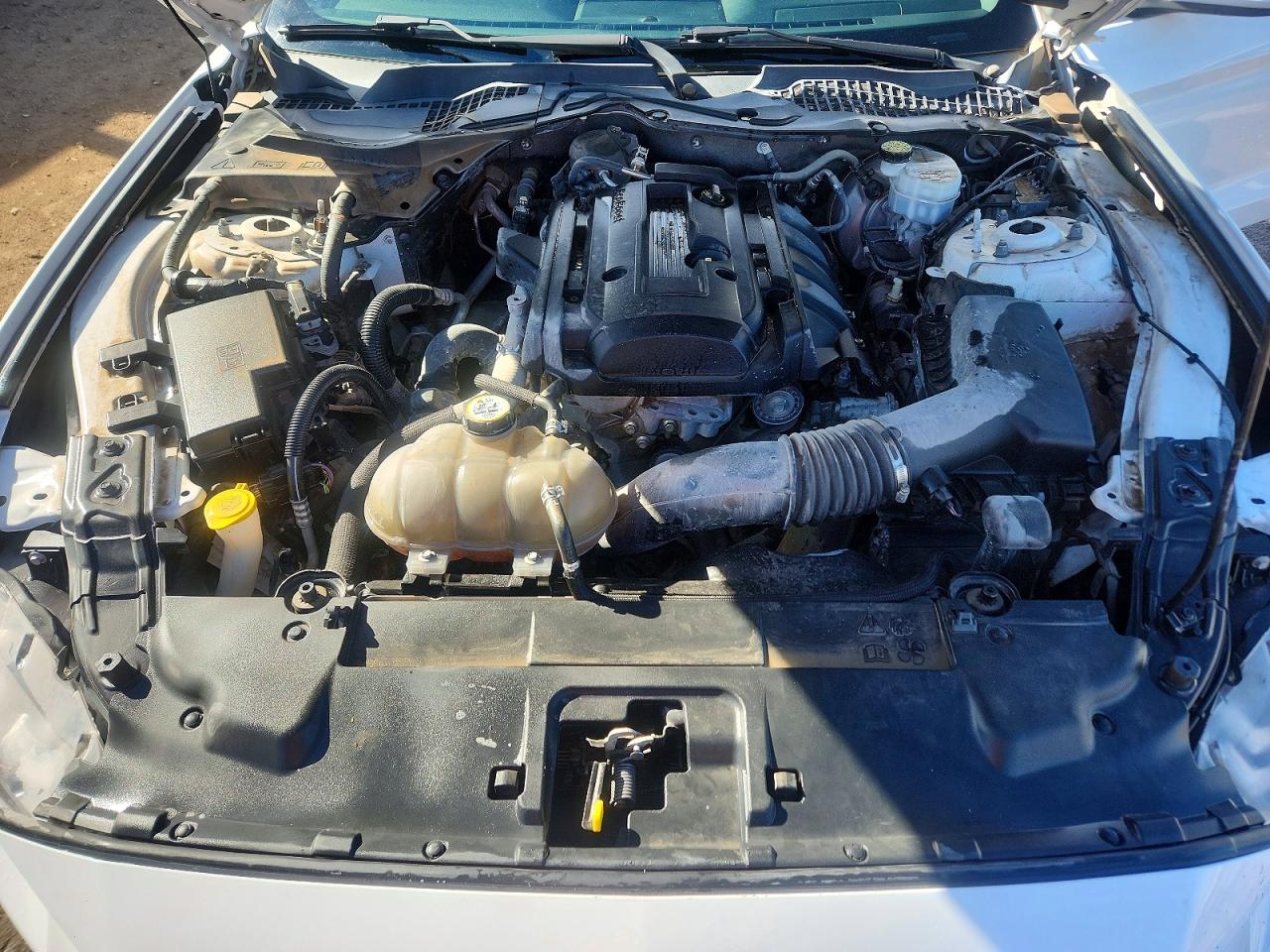 2018 Ford Mustang VIN 1FA6P8TH3J5126756 photo 11