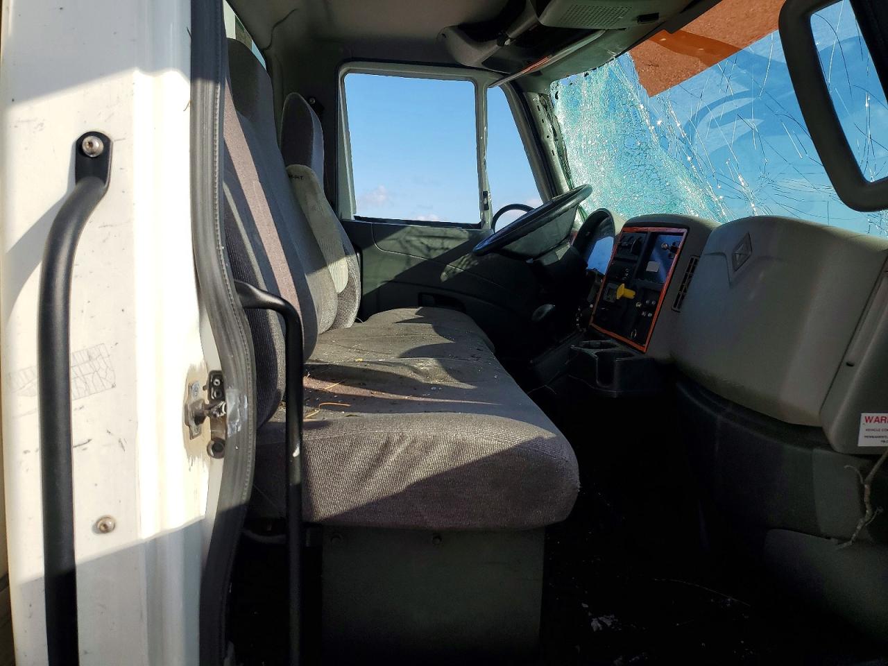 2019 International 4000 serie VIN 1HTMMMML1KH583607 photo 5
