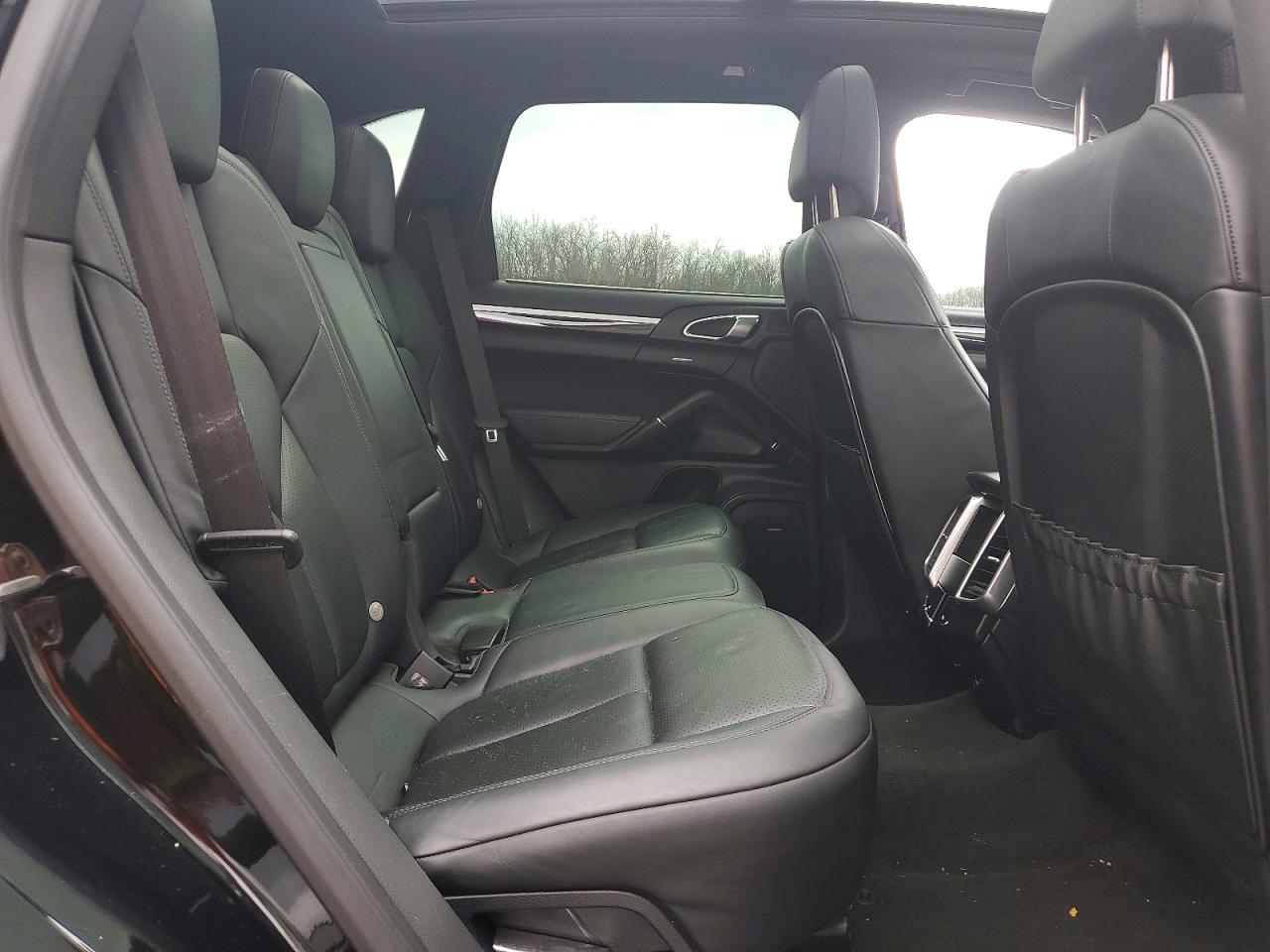 2014 Porsche Cayenne s VIN WP1AB2A28ELA55133 photo 11
