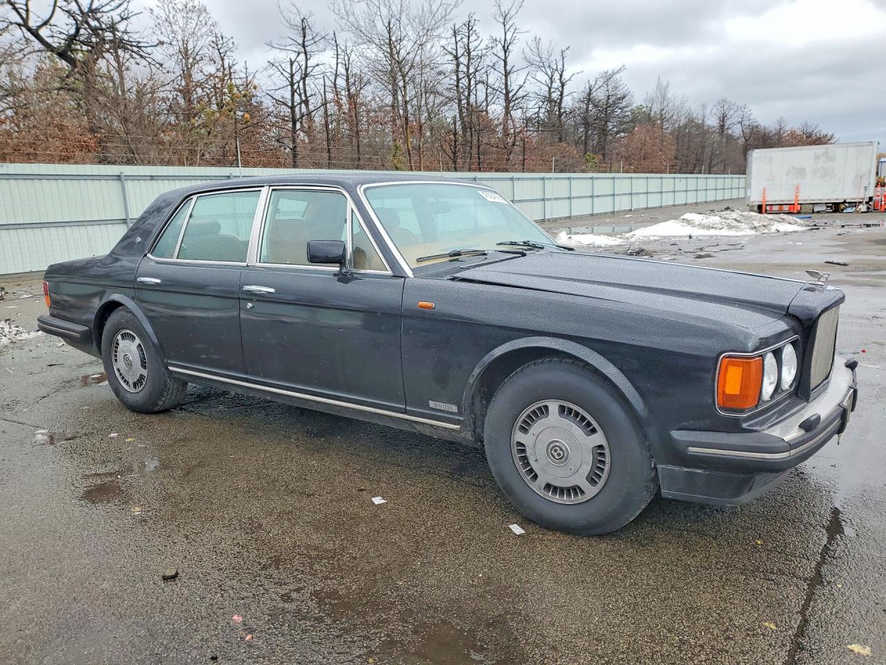 1989 Bentley All other VIN SCBZS02B8KCX26418 photo 4