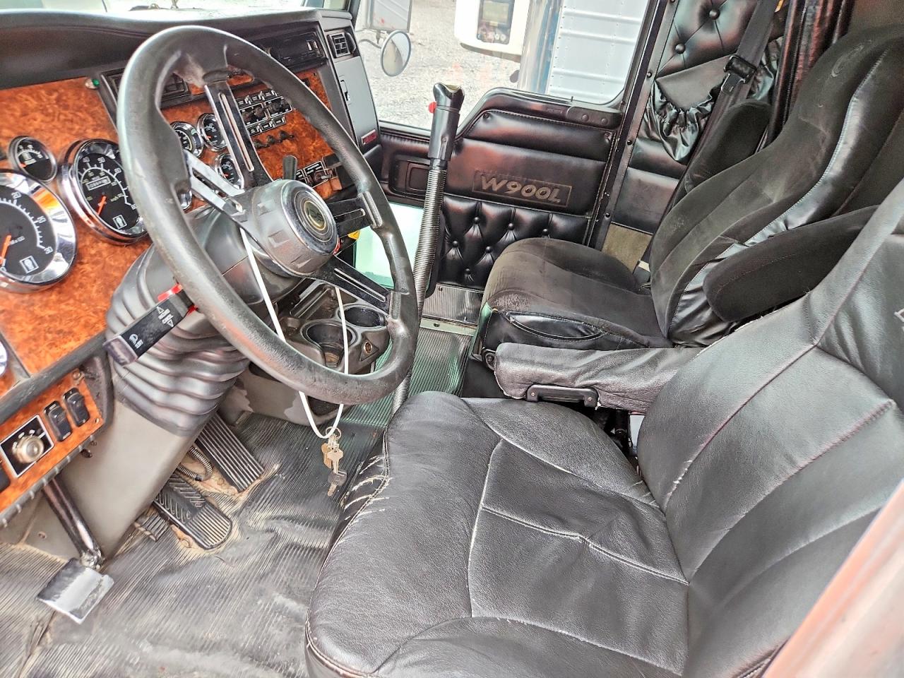 2004 KENWORTH All other VIN 1XKWDB9X94J063743 photo 8