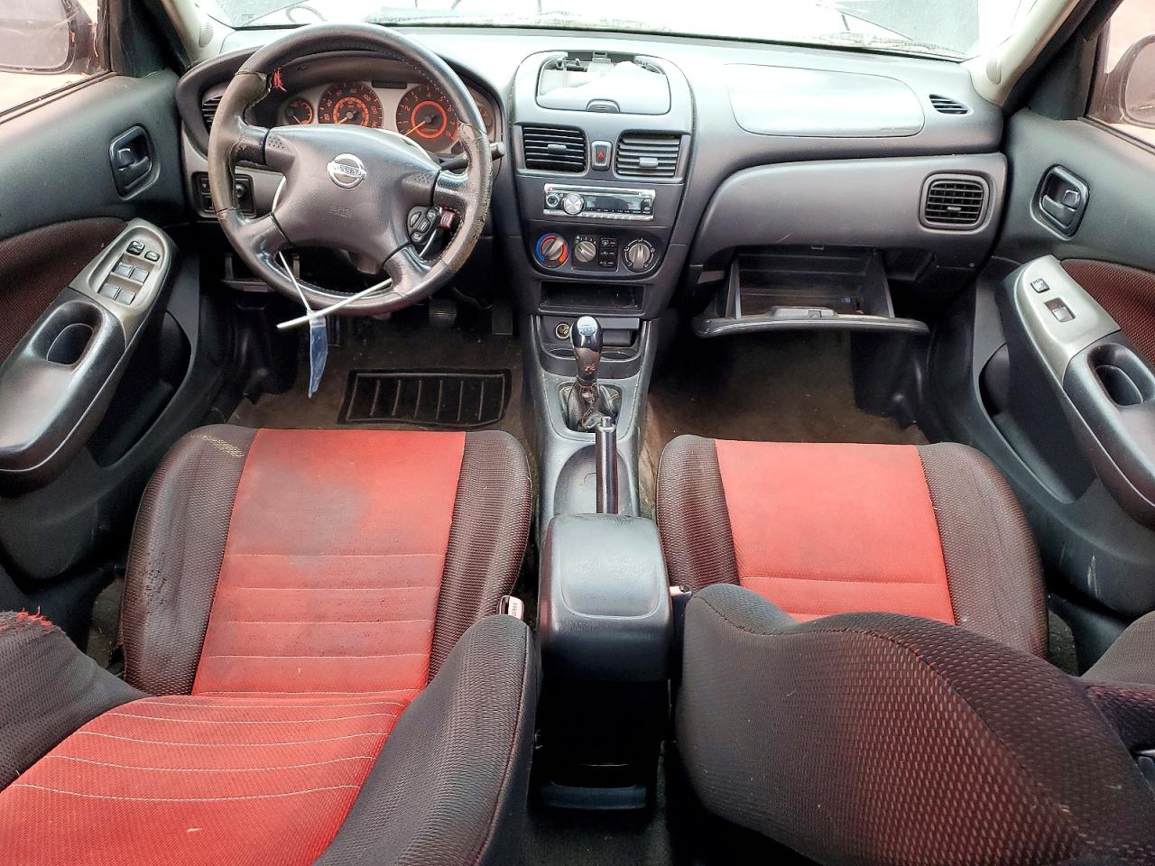 2002 NISSAN Sentra VIN 3N1AB51D72L711460 photo 8