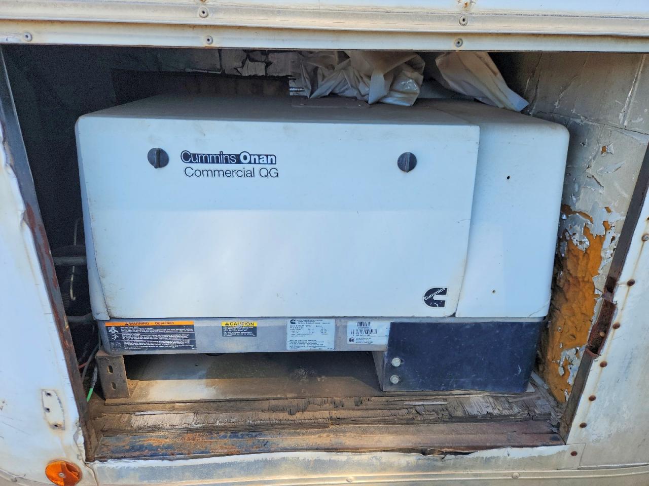 1994 PELSUE FIBER OPTIC SPLICING TRAILER VIN 4FGL12202RA566911 photo 7