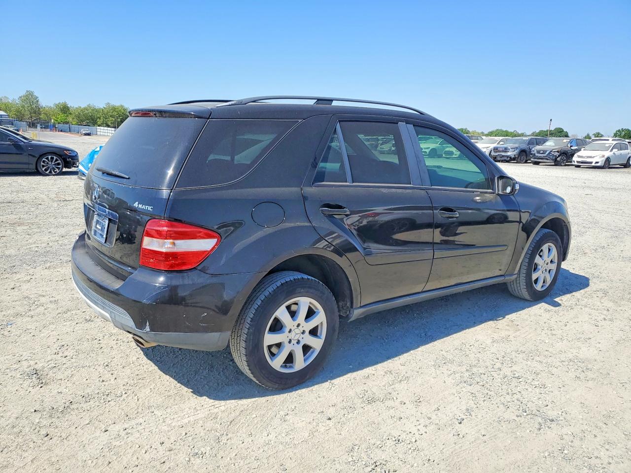 2007 Mercedes-Benz M-class VIN 4JGBB86E67A261816 photo 3