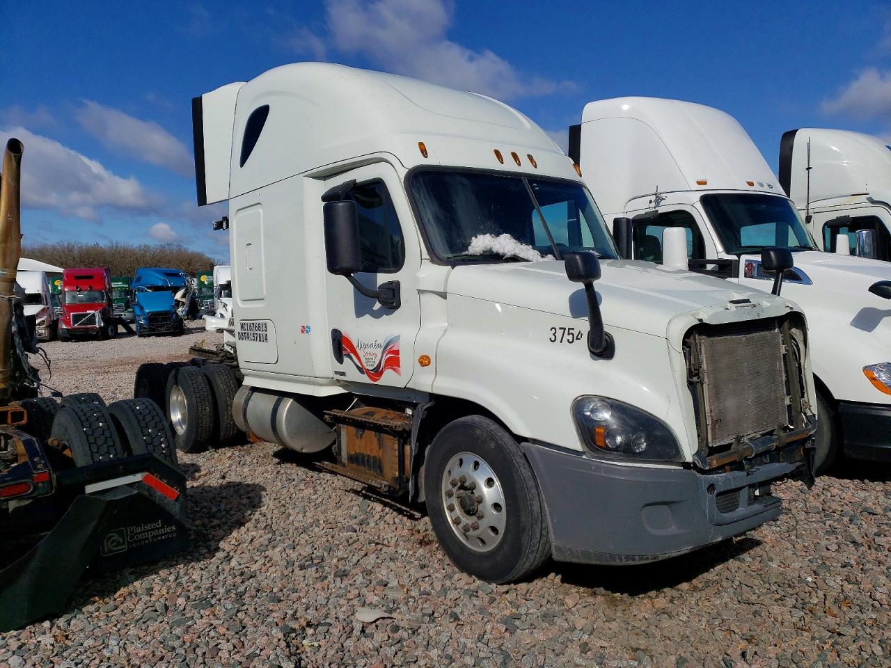 2018 FREIGLINER All other VIN 1FUJGLDR8JLJL3754 photo 1