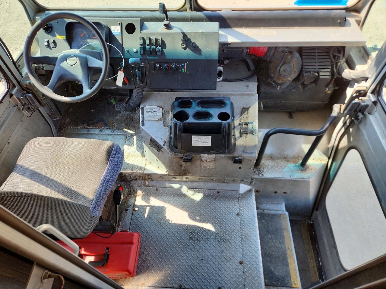 2021 FREIGHTLINER All other VIN 4UZAC2GA0MCMM9717 photo 8